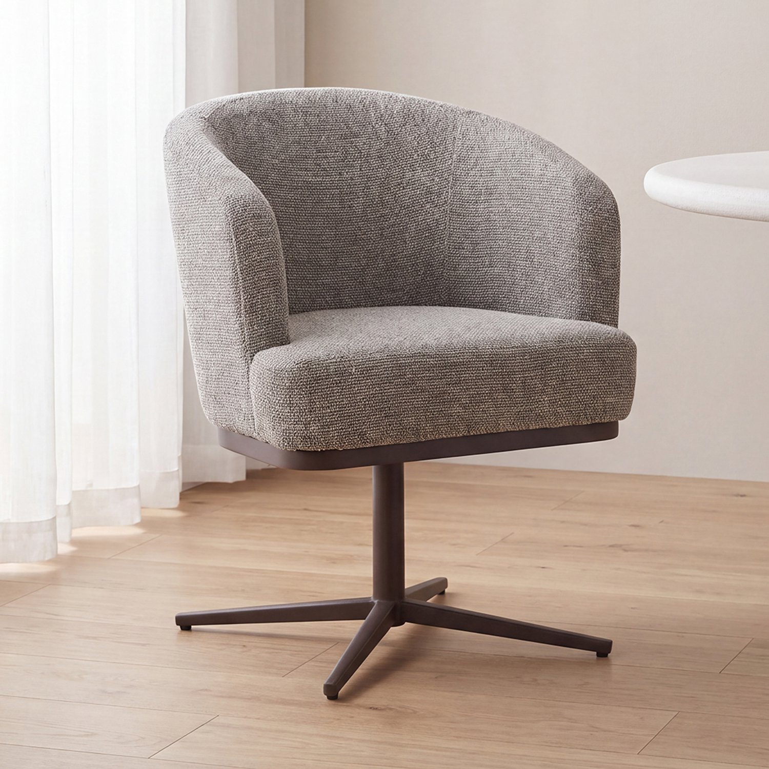 LABEL51 Cannes Eetkamerstoel - Bruin - Royal Stof - Brons Metaal - Stoel - Eetkamerfauteuil