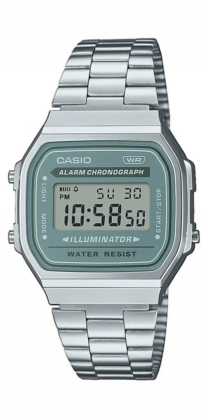 Casio vintage digitaal horloge met zilverkleurige stalen band en grijsgroen display met 'Illuminator' tekst.
