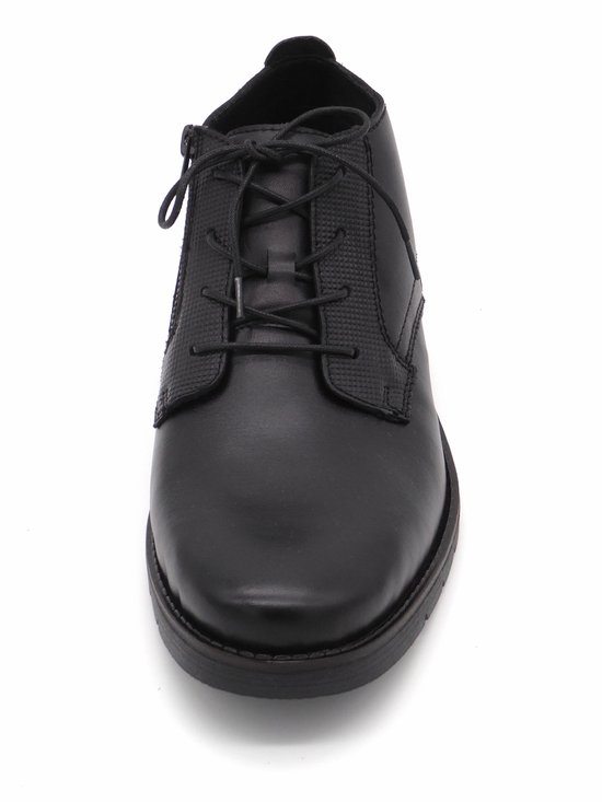Zwarte Rieker veterboot met ritssluiting, veters en reliëf.