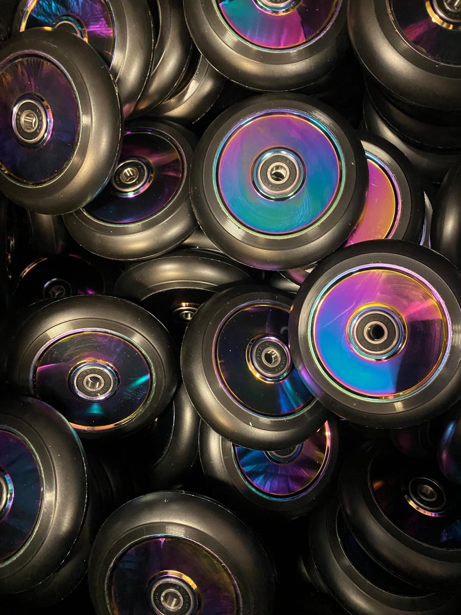 SnelShoppen - Team Dogz Scooterwielen 100 mm & 110 mm, Neochroom, Regenboog & Goudkleurig, UFO Design, Holle Kern, ABEC11 Kogellagers, Geschikt voor S