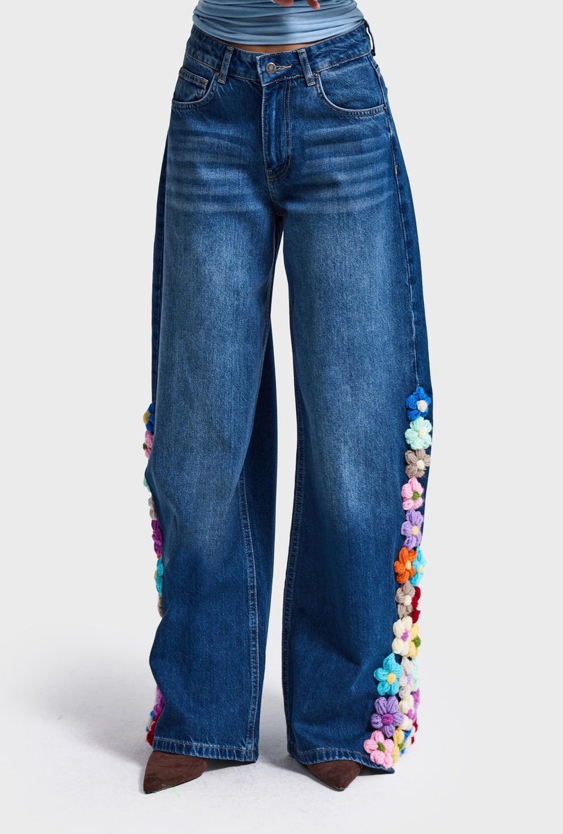 It's Basic - FLORAL PALAZZO MID RISE JEANS
