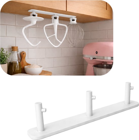 Witte Tomassino houder voor keukenmachine accessoires, gemonteerd onder keukenkastjes. Inclusief diverse accessoires.