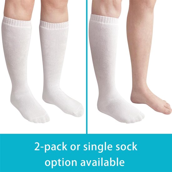Een paar witte kniekousen met een geribd patroon. Tekst: 2-pack of single sock option available.