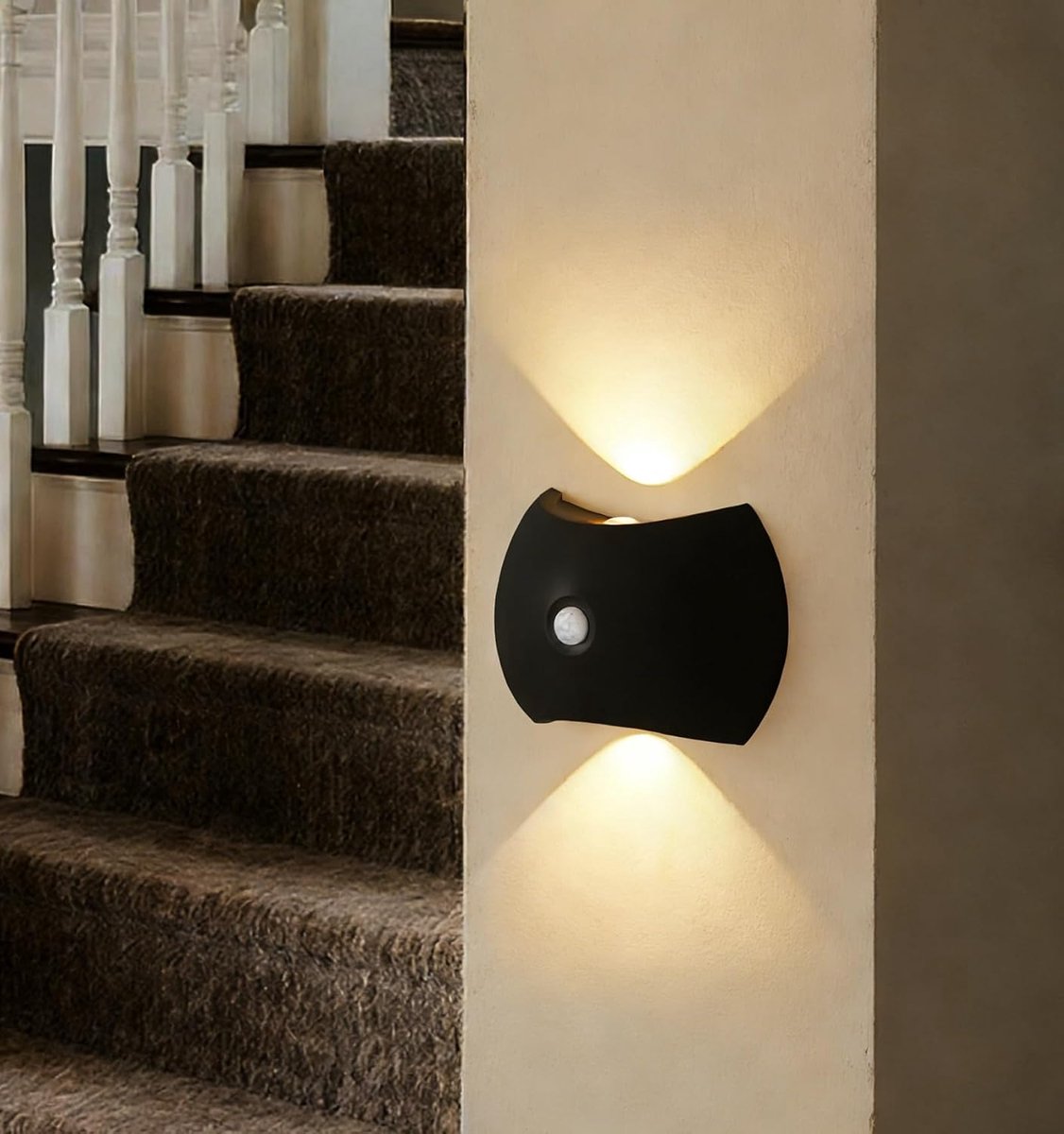 Wandlamp met bewegingssensor - Oplaadbaar LED Binnenwandlamp Boven‑ en Onderlicht - 3 Kleurtemperaturen - Instelbare Helderheid