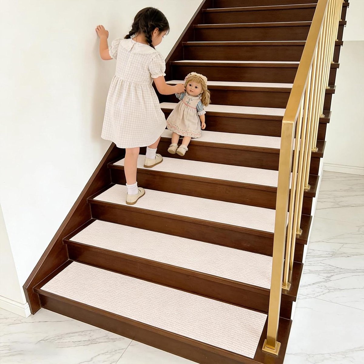 Traptapijt Set - Trapmatten Antislip - Veiligheid Verhogend - Zelfklevend Materiaal - 22x64 cm - Donkergrijs