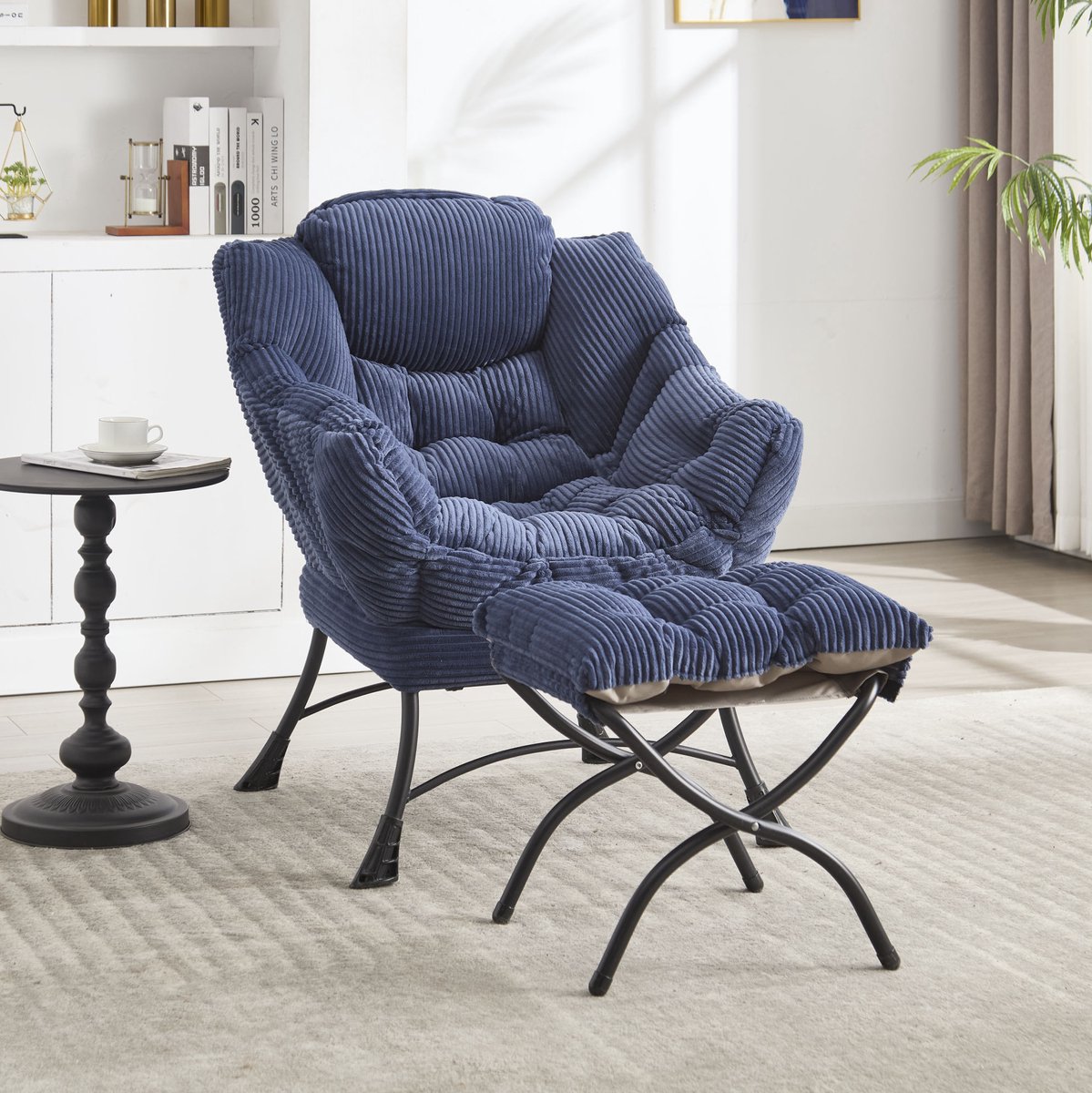 DESMIU Fauteuil 69,9 x 64 x 95 cm - Met Hocker En Zijvak - Voor Woonkamer En Slaapkamer - Stof En Metaal - Marineblauw