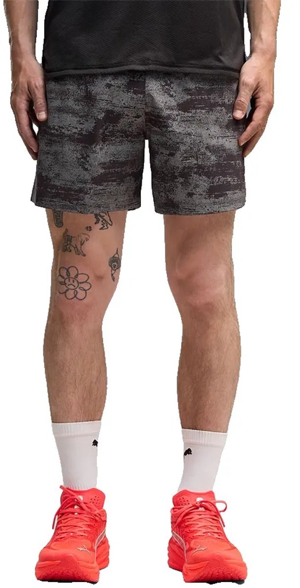 Puma Dreamrun 5´´ Brightstride Aop Korte Broek Man Zwart