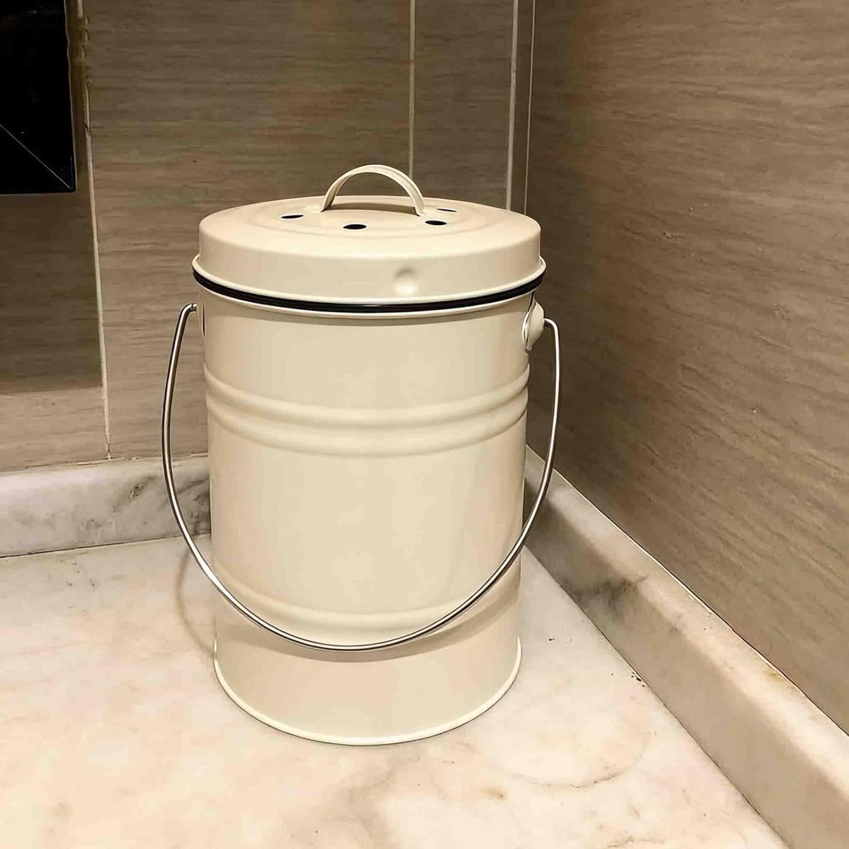 Keuken Compostbak - Voedselafval Bak - Afval Scheiden - Geurvrije Afsluiting - 32 Liter - Zwart
