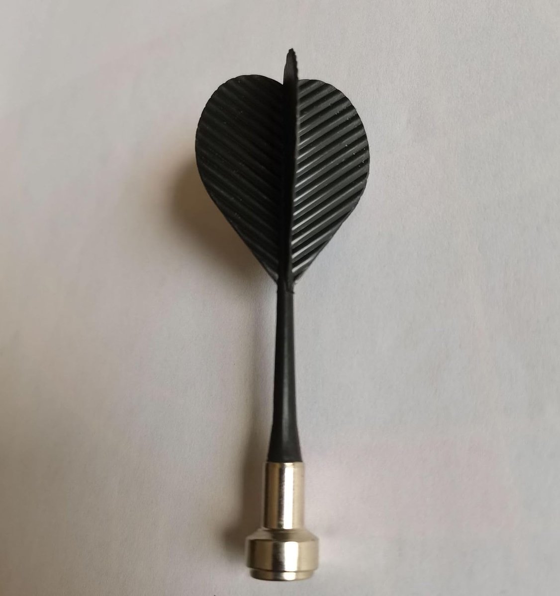 SnelShoppen - 12 stuks magnetische dartpijlen, veiligheidsreservepijlen, professionele dartpijlen in 6 kleuren, duurzaam plastic, ideaal voor beginner