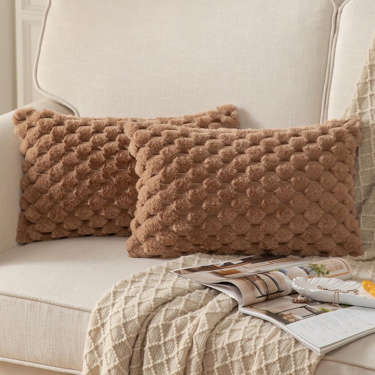 SnelShoppen - Set van 2 Decoratieve Kussenhoezen 30x50 cm, Bruin Super Zacht Pluche Velvet, Fluffy Kussen voor Bank, Bed, Woonkamer