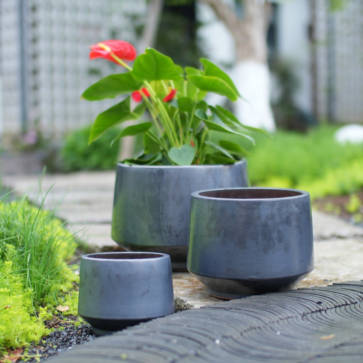 Bloempot Handgemaakt - Diameter 38 cm - Keramiek - Antiek Zwart - Rond - Voor Binnen En Buiten - Met Afwateringsgat En Vorstbestendig