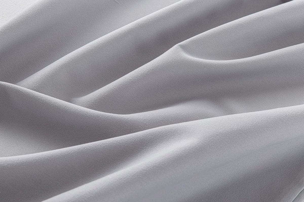 SnelShoppen - 4-delig Beddengoed Set met Fitted Sheet, Dekbedovertrek en 2 Kussenslopen 50x80cm - Lichtgrijs, Microvezel, Geschikt voor Bed 90x190/200
