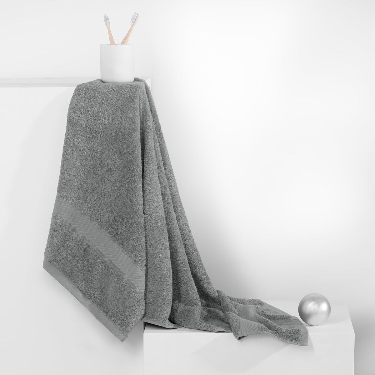SnelShoppen - Handdoek 50x100cm, Antibacterieel, Superabsorbent, 70% Katoen 30% Bamboe, Grijs Zilver, Geschikt voor Allergieën, Badkamer, Sport, Thuis