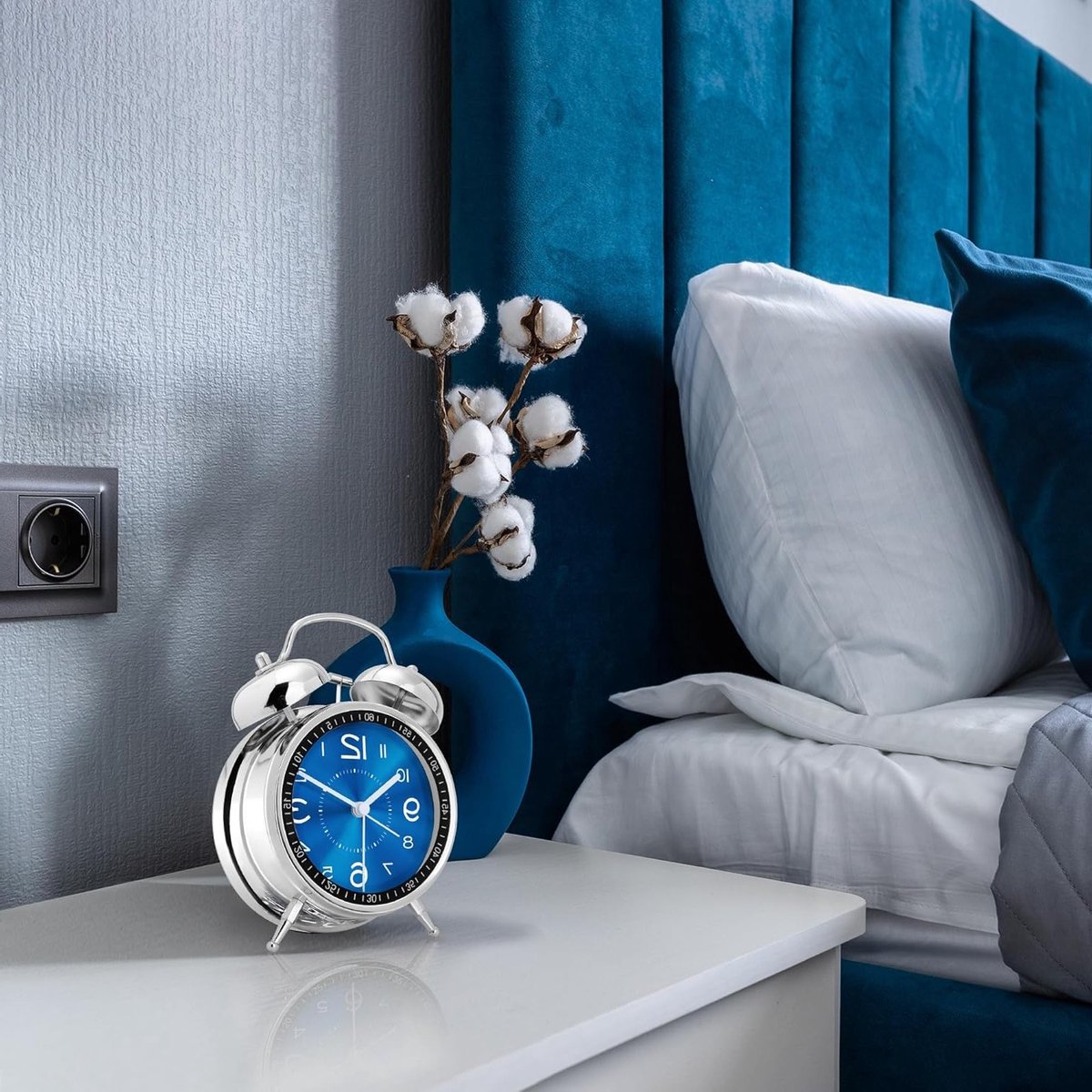 Stil Analoge Dubbele Wecker met Grote Wijzerplaat en Nachtlampje voor Slaapkamer en Kantoor, 16 cm