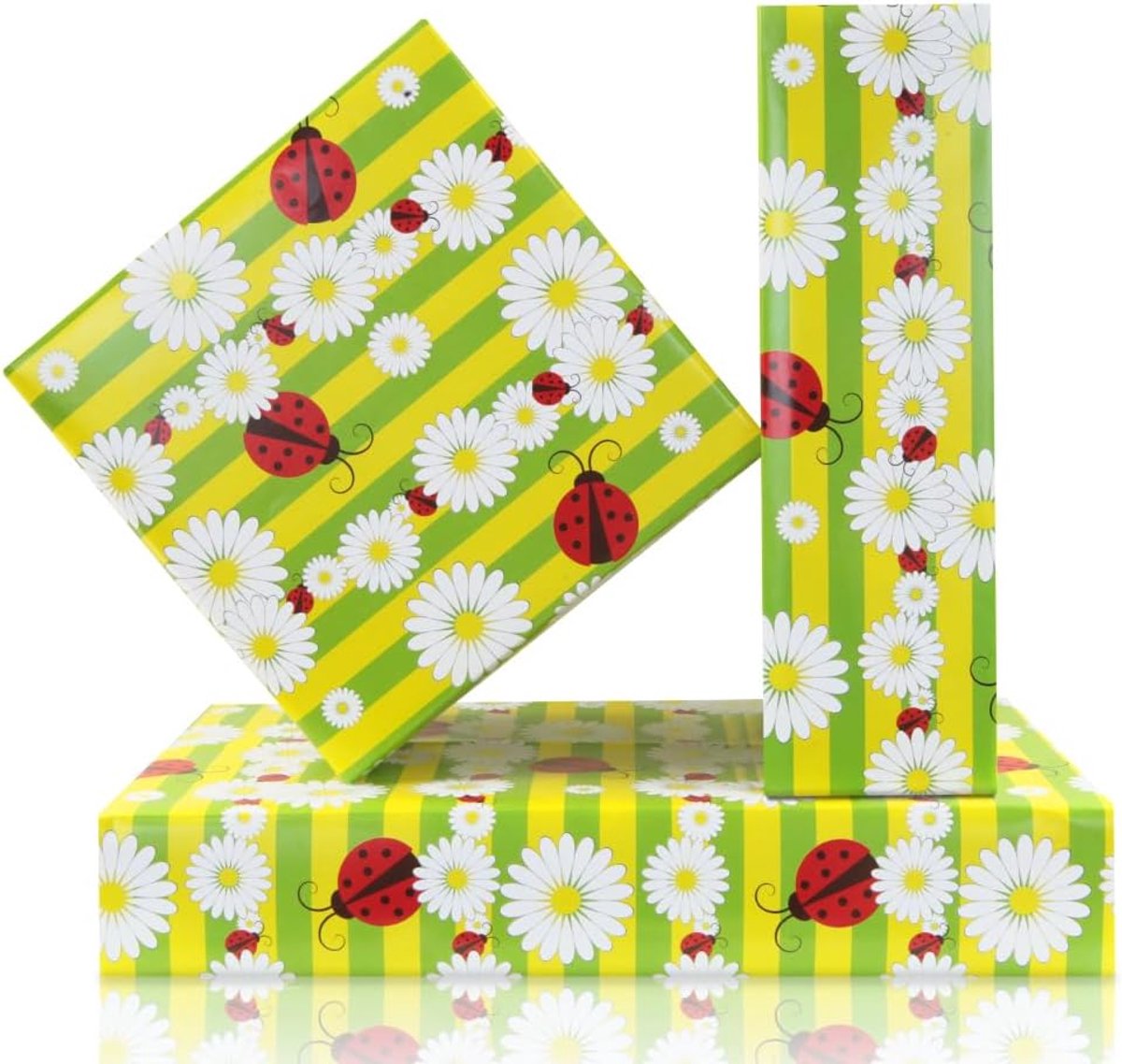 Inpakpapier lieveheersbeestje - 4 vellen cadeaupapier - bloemenpatroon - leuk voor verjaardagen - ShopVlot