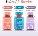 Drie flessen Novomins gummies: rode vegan collageen, blauwe omega-3 en paarse magnesium, met "Voeden", "Stralen" en "Beschermen".