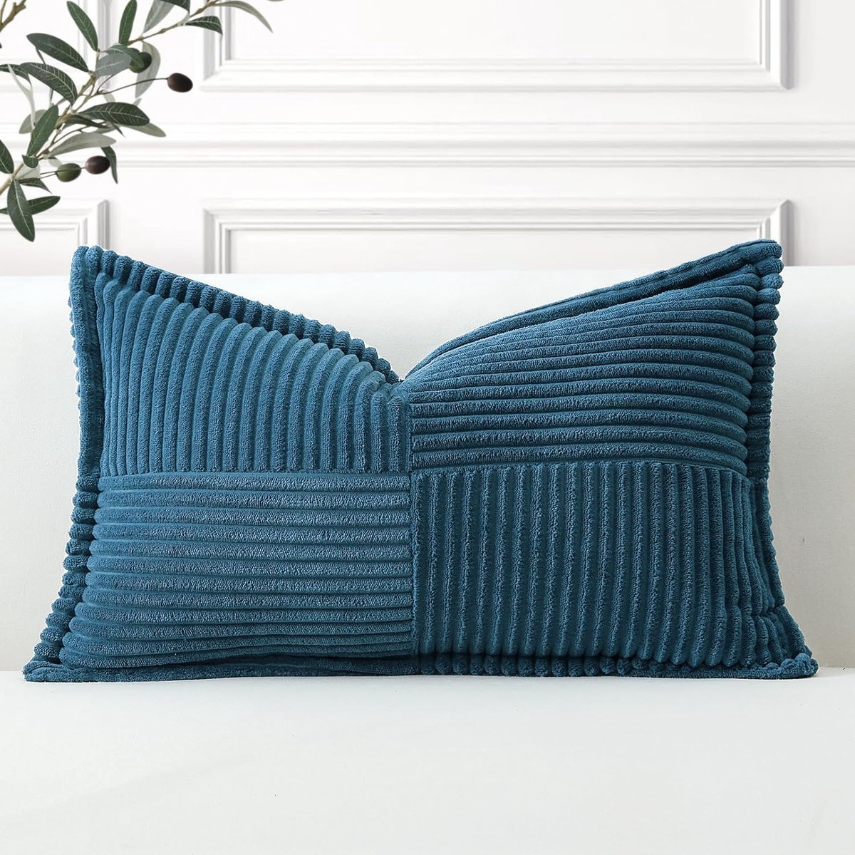 Thijox - Corduroy Kussenhoes 30x50 cm - Sierkussen voor Bank en Sofa - Zachte Kussenovertrek in Blauw - Decoratief en Luxe Kussen voor Woonkamer en Sl