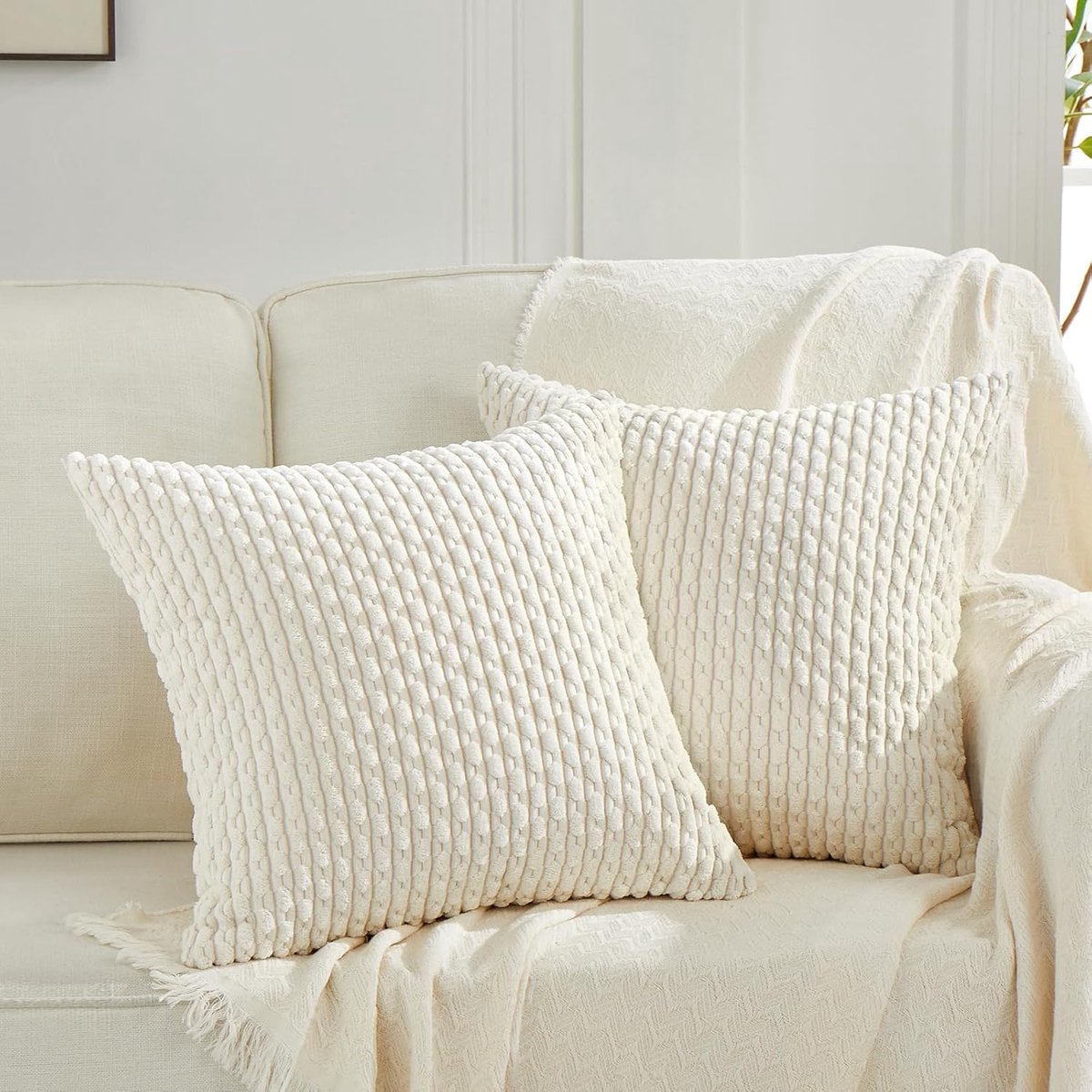 SnelShoppen - Set van 2 Corduroy Decoratieve Kussenhoezen 50 x 50 cm Beige - Zachte Kussenhoezen voor Sofa, Slaapkamer, Stoel, Modern Stijl, Kindvrien