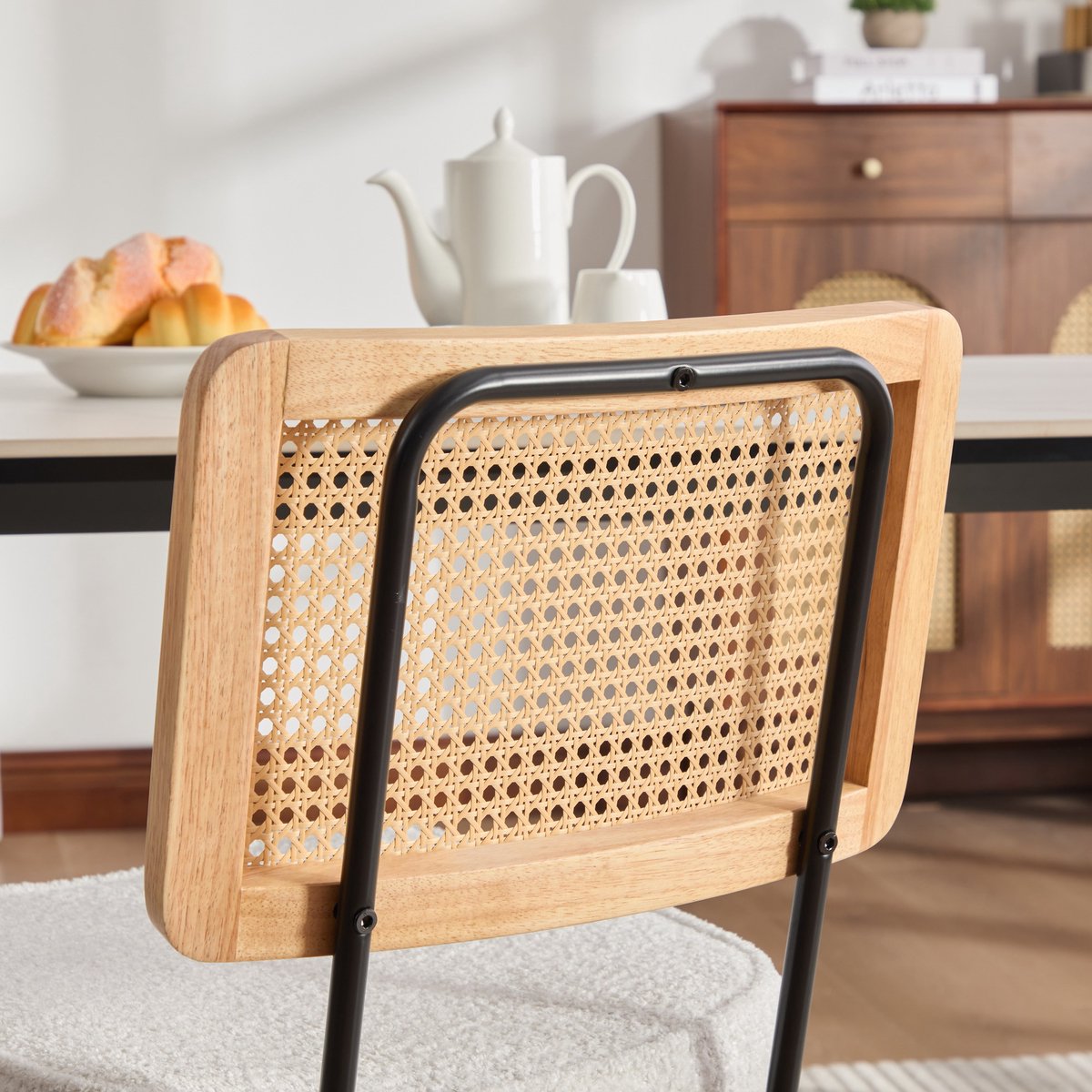 MEUNIQ Eetkamerstoelen set van 2 zonder armleuningen met chenille bekleding, rugleuning in rotanlook, verstelbare metalen poten, 47 x 58 x 82,3 cm, ivoor Ivory
