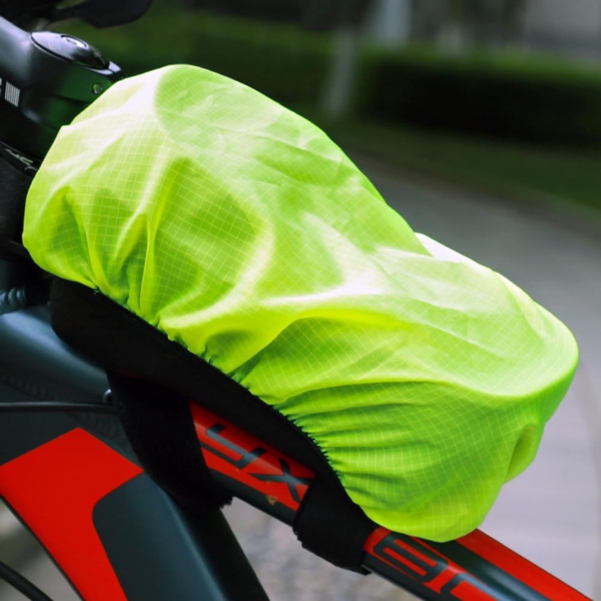 SnelShoppen - 2 Stuks Fietstas Regenbescherming Cover voor Racefiets, Waterdicht, Stof- en Vuilbescherming, Milieuvriendelijk Materiaal, Ideaal voor F