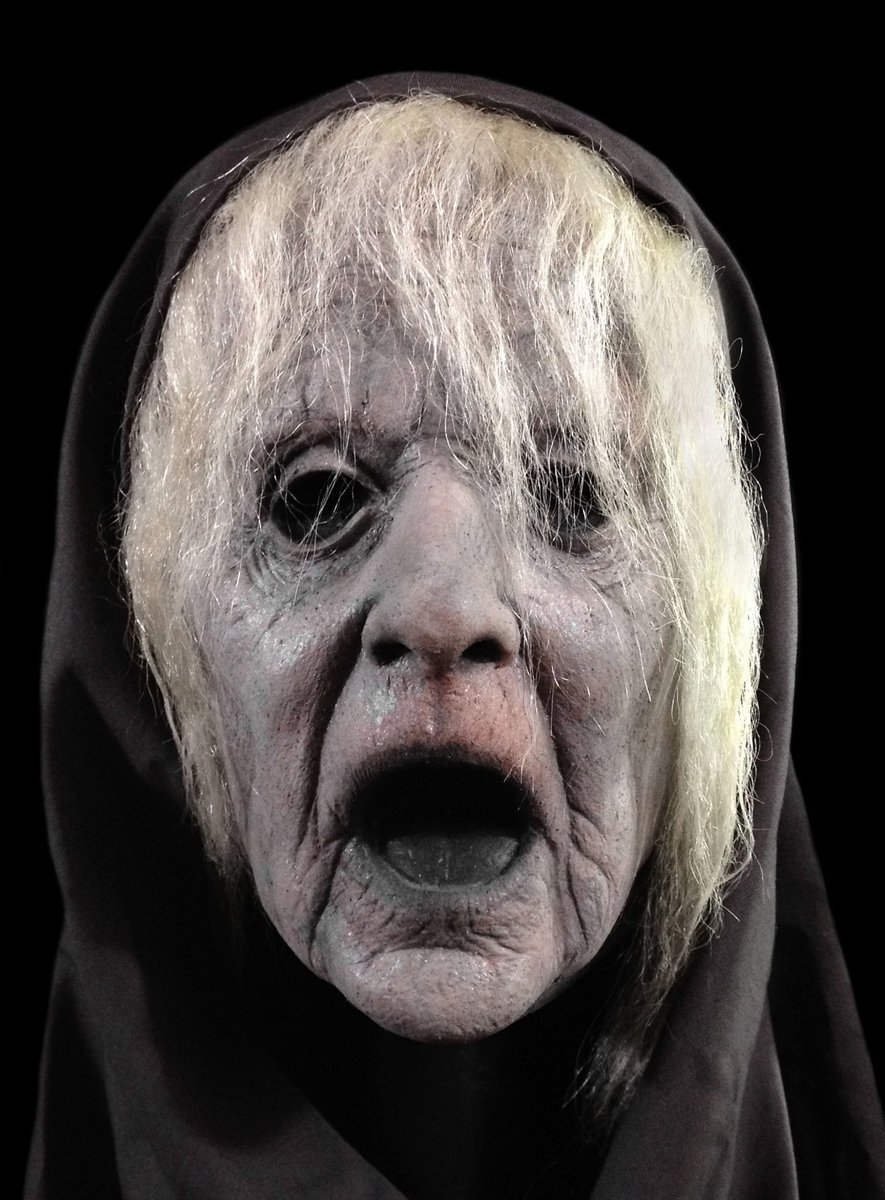 Oude Vrouw Geest Masker