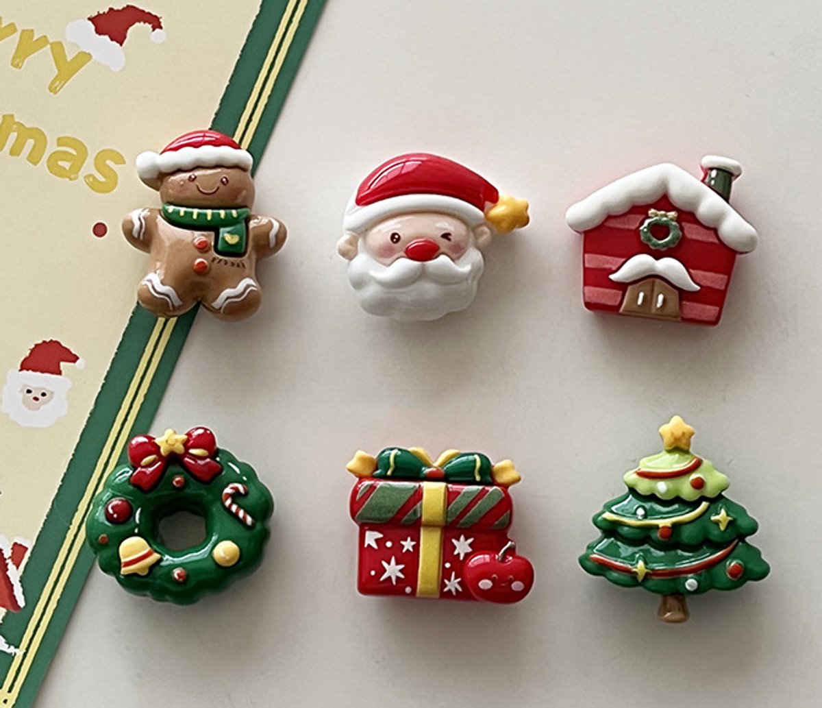 TLVX 6 stuks 3D Kerst Magneten / Leuke Koelkastmagneten / Foto magneet / Whiteboard / Speel- en Leer Magneten / School / Boodschap / Notitie / Memo bord / Kantoor / Schoolbord / Magnetisch / Kerstman / Pop / Kerstkrans / Huis / Schoen / Kerstboom