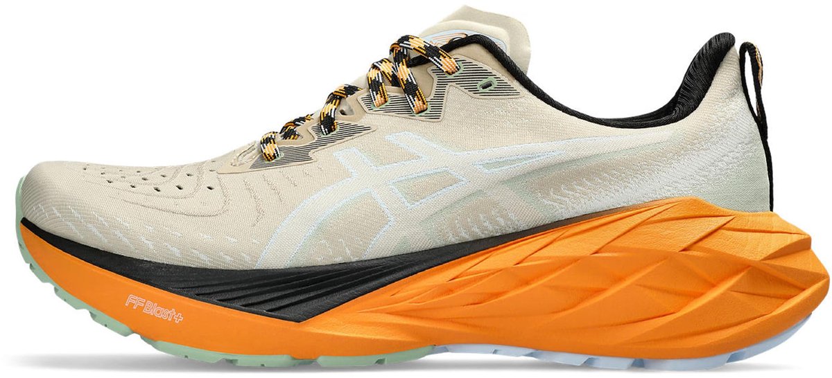 ASICS Novablast 4 TR Hardloopschoenen 44.5 EU Geel