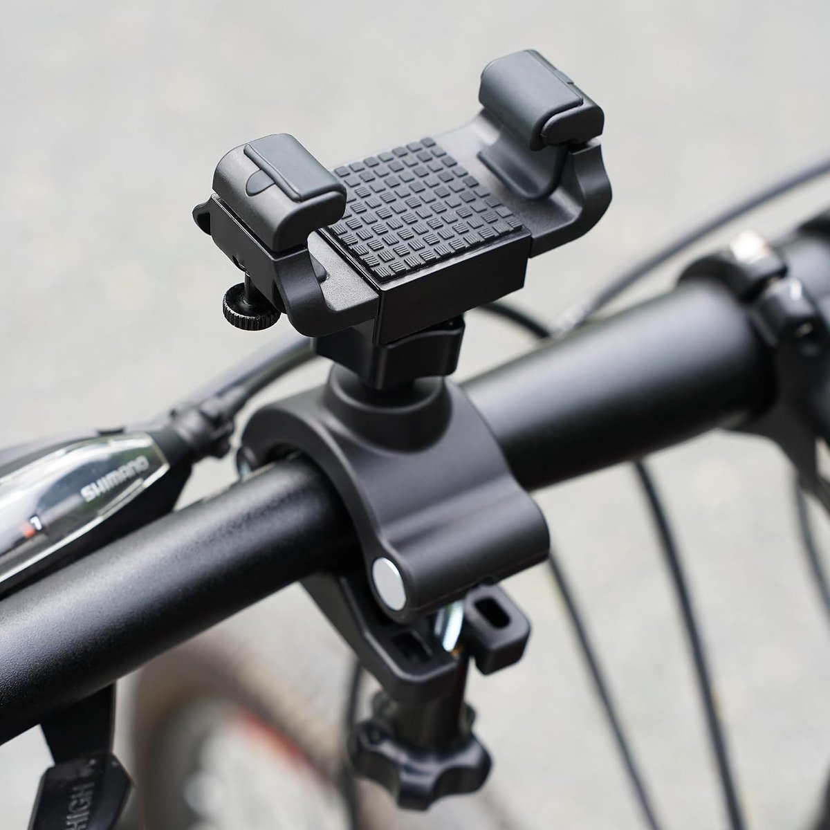 Mobiele telefoonhouder voor op de fiets, 360 graden draaibaar, voor motorfiets, fietsaccessoires, voor scooter/fiets/motorfiets voor Phone en meer mobiele telefoons van 2,1-3,5 inch, zwart