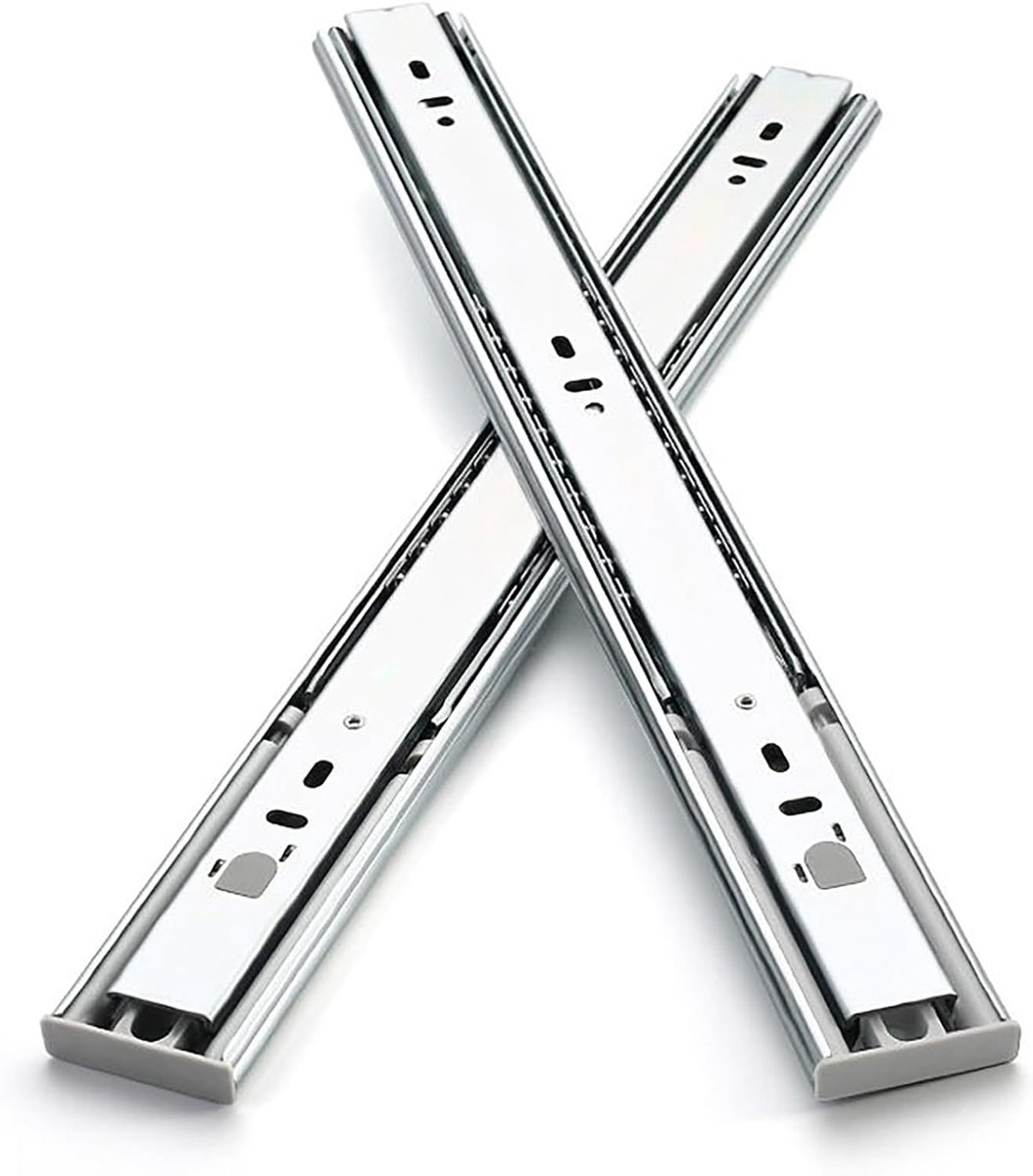 Ladegeleiders 250 mm (10 inch) laden railsysteem met volledig uittrekbaar en softclose. kogelgelagerde rails draagvermogen 45 kg. Schroeven daarbij (zilver)