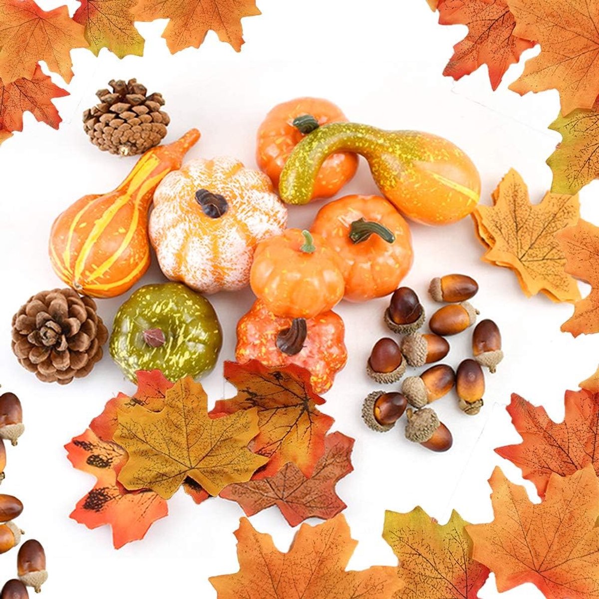 70 stuks kunstmatige esdoornbladeren, kleine eikels, dennenappels en pompoen, voor herfst, Halloween, thuis, feest