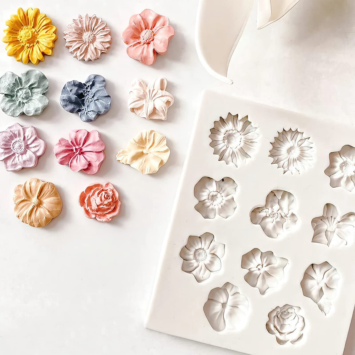 TNSLAND Siliconen vorm in levensmiddelenkwaliteit, bloemencakevorm, herbruikbare bakvorm, pudding rozenvorm, 11 holle - ShopVlot