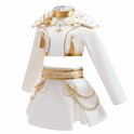 Wit K-pop setje met cropped top, gouden riem, kettingen en plooirok.