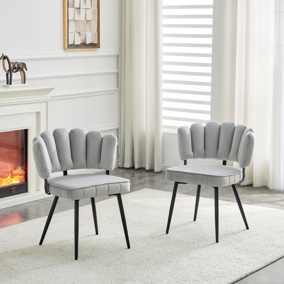 MEUNIQ set van 2 eetkamerstoelen met bloemvormige rugleuning, velvet zitting en zwarte metalen poten, 80 cm hoog, lichtgrijs voor eetkamer en woonkamer
