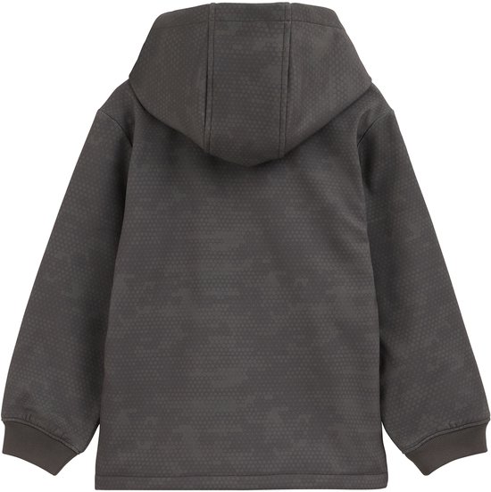 Achterkant van een donkergrijze softshell jas met capuchon. De jas heeft een subtiel geometrisch patroon en lange mouwen met elastische boorden.