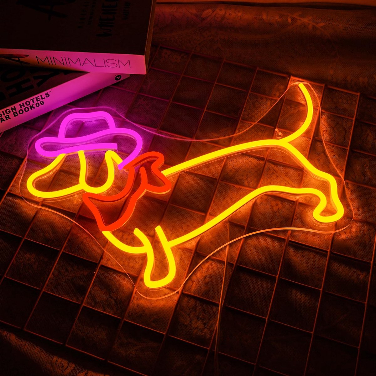 SnelShoppen - Dimmable Neon Sign Dachshund met Cowboy Hat, LED Wanddecoratie voor Huis, Kinderkamer, Feest, Speelkamer, Schattige Hondenverlichting