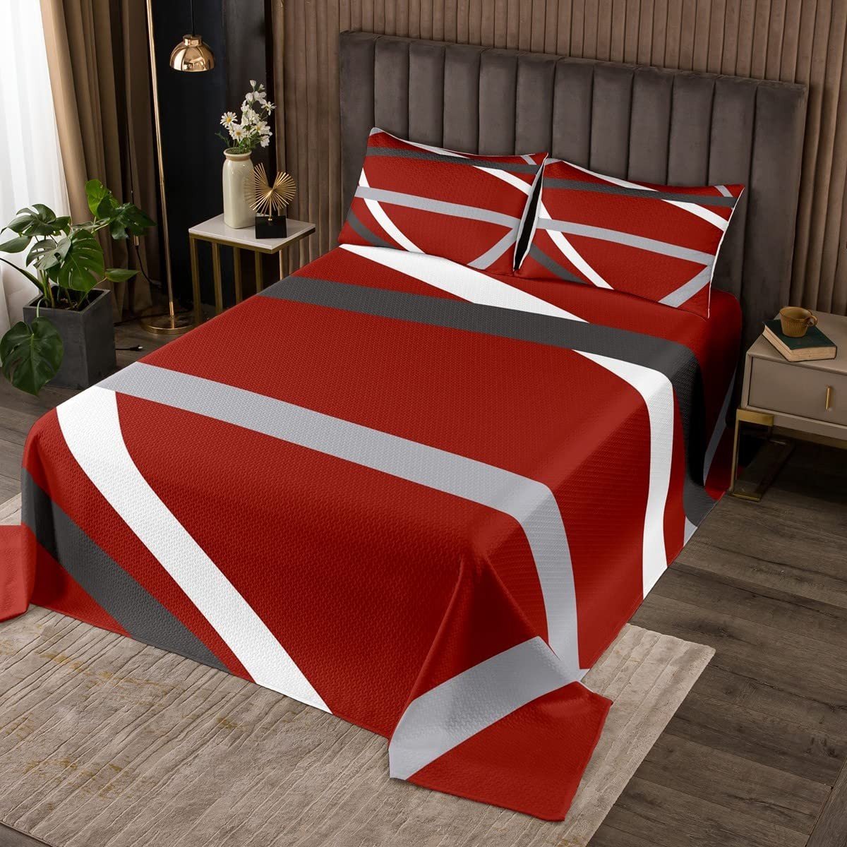 Omgoods - Rode Geometrische Sprei Set met 2 Kussenslopen - 3-Delig