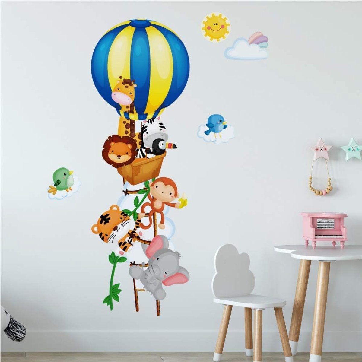 SnelShoppen - Wandstickers Baby Jungle Ballon Ecologisch Hypoallergeen Zelfklevend Textiel Effect voor Kinderkamer Decoratie Verjaardag Babykamer