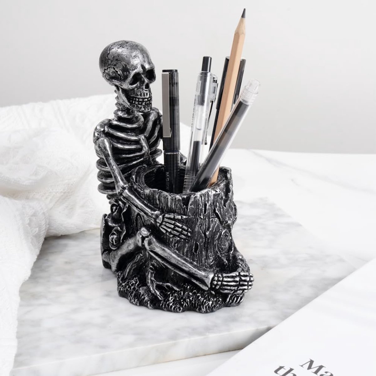 Schedel Organizer - Multifunctioneel - Voor Pennen, Make-up Kwasten & Bureau Decoratie - Verzilverd