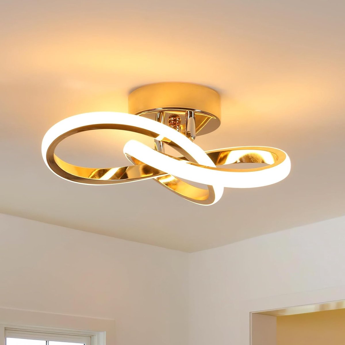 Riserva Moderne Plafondlamp, 22W LED Plafondverlichting 3000K Warm Wit, Klavervormige Verguld Gouden Lamp van Aluminium, IJzer en Silicone, voor Woonkamer, Slaapkamer, Eetkamer