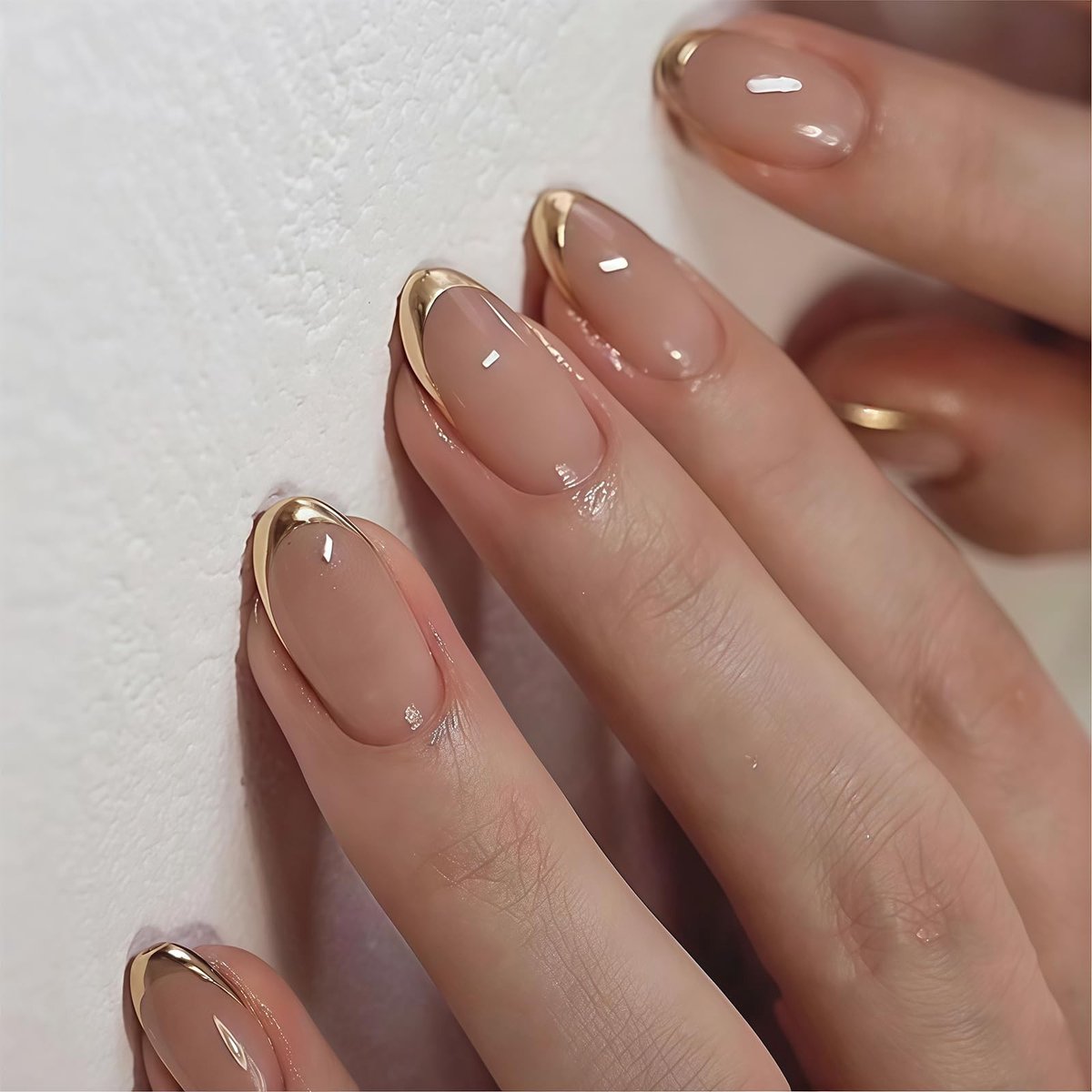 Dailygoods- Kunstnagels 24 Stuks - Amandelvormige Franse Tip - 3D Lijnen Design - Minimalistische Stijl - Inclusief Lijmsticker - Herbruikbare Nagels - Nepnagels