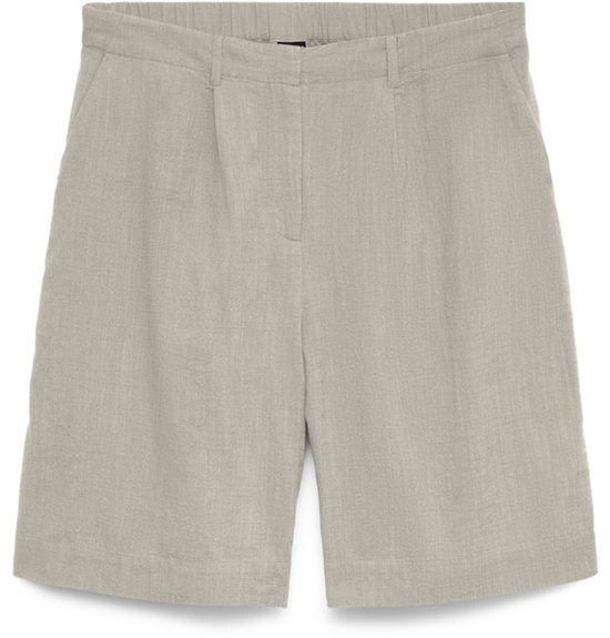 Beige bermuda shorts van VERO MODA met elastische tailleband en steekzakken.