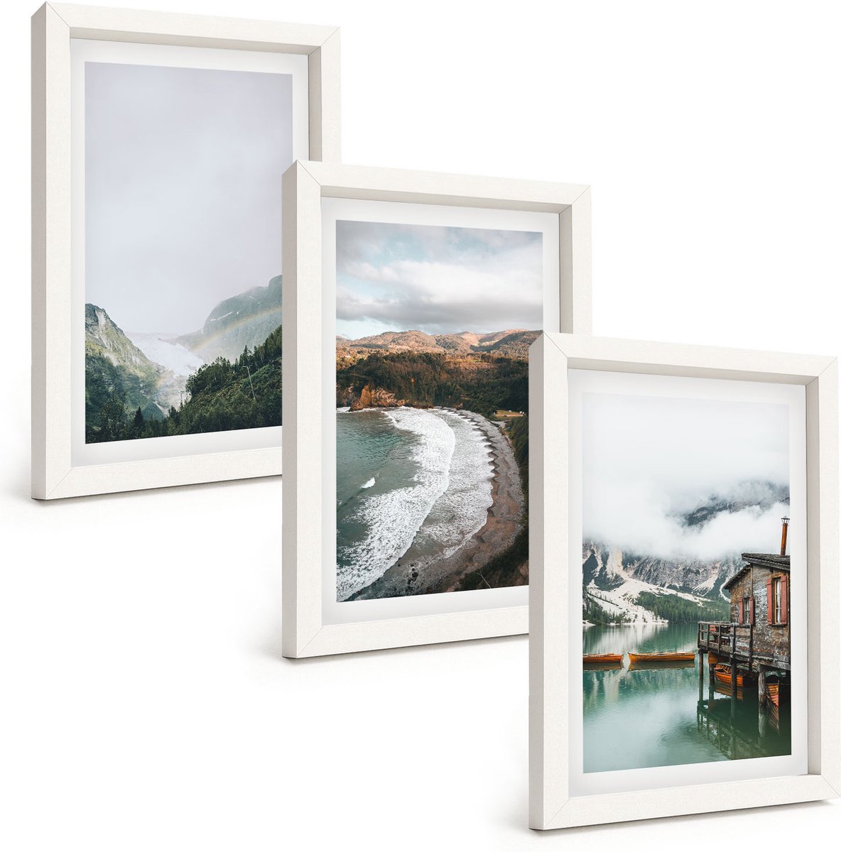 Tulup 3-Delige Schilderij Set - Uitzicht op de bergen en het strand met wolken en water. - 20x30 - Wanddecoratie - Muurdecoratie - Moderne Interieurdecoratie - Woonkamer Decoratie