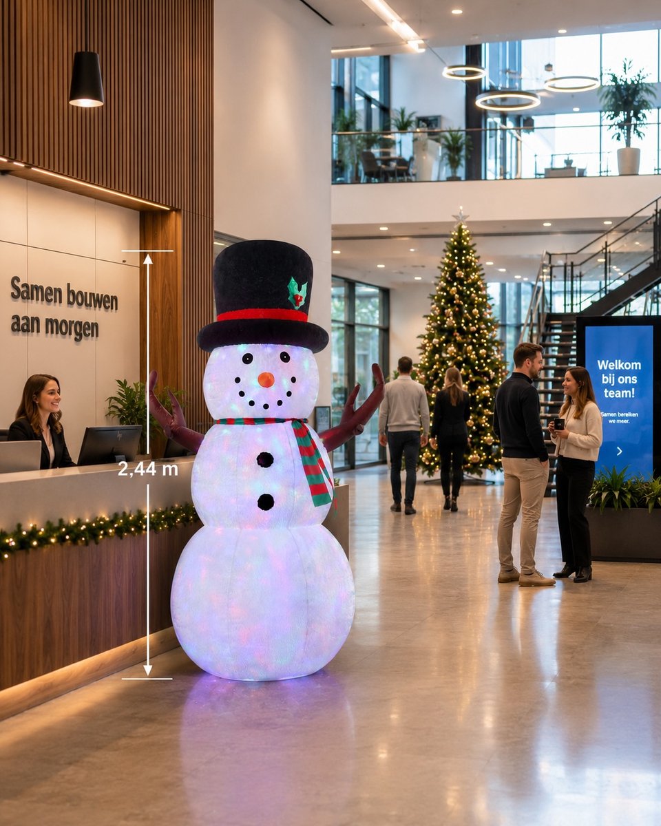 Cozy Creations Opblaasbare Kerst Sneeuwpop Kerstfiguur LED verlicht-Pluche-Hoog 2.44 meter