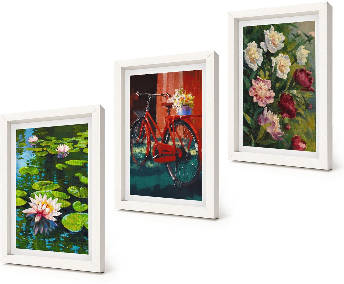 Coloray 3-Delige Schilderij Set - Lelies op de waterfiets in de tuin, kleurrijke bloemen - 20x30 - Moderne Wanddecoratie - Slaapkamer - Muurdecoratie