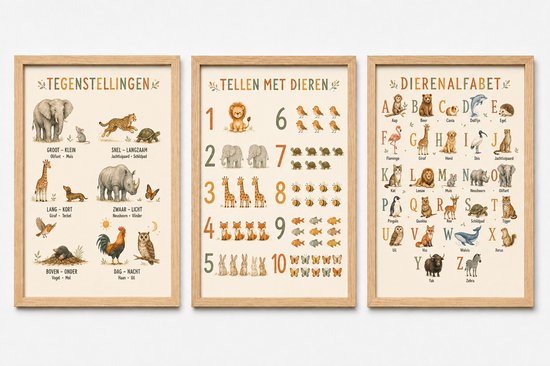 Drie houten lijsten met educatieve kinderposters: dierenalfabet, tellen met dieren en tegenstellingen. De posters zijn beige met bruine illustraties.