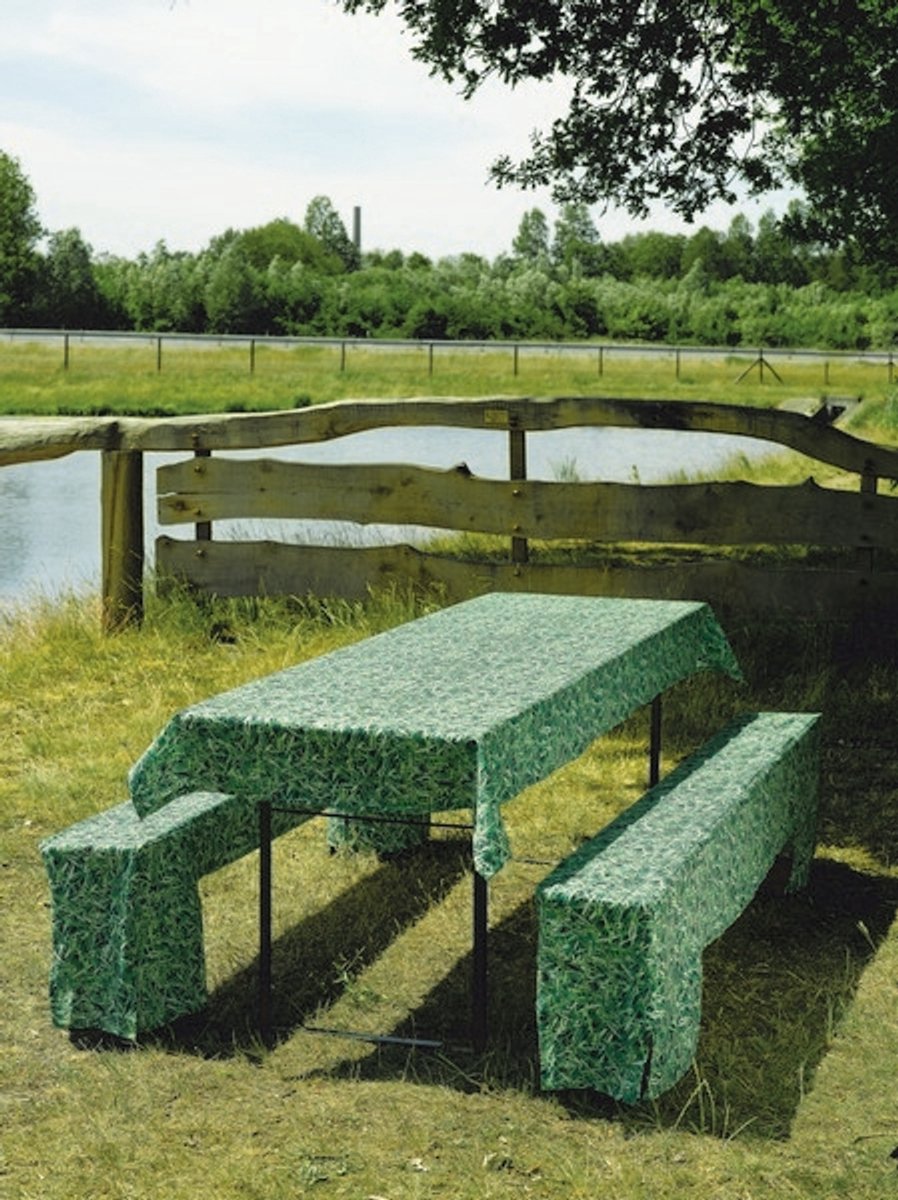 Beer Tableset Highlands Vlamvertragend Highlands groen 1st 100x260cm/ 2st 220x25x45cm
