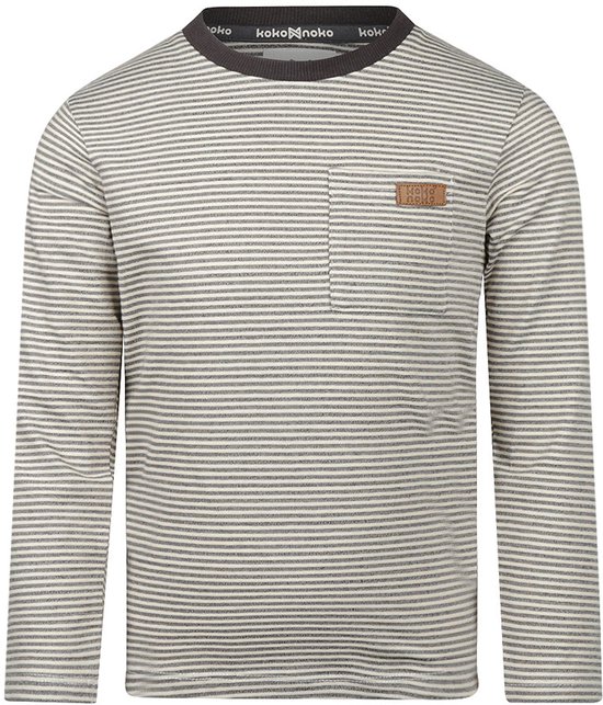 Grijze en witte gestreepte longsleeve met donkergrijze boord en borstzakje.