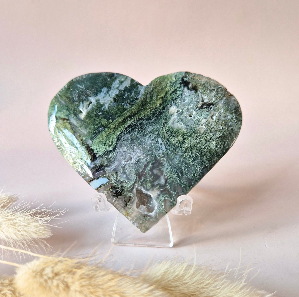 Edelsteen Druzy Mosagaat Hart op Metalen Standaard – #121 130-150gram