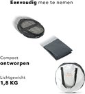 Compact en lichtgewicht Deryan baby campingbedje, opgevouwen en in draagtas.