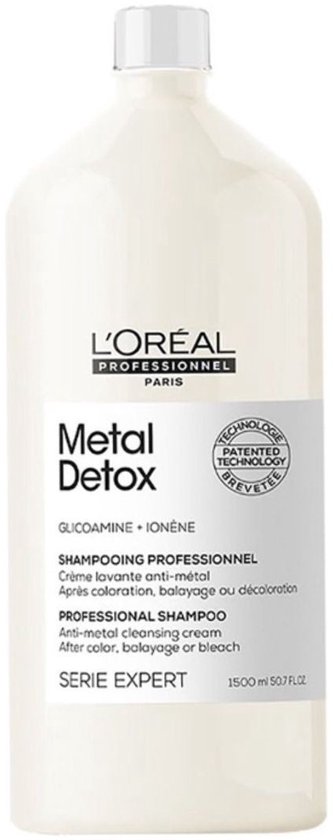 L'Oréal Professionnel Metal Detox, 1500 ml, witte fles met grijs label. Anti-metaal reinigende shampoo na kleuring, balayage of ontkleuring.